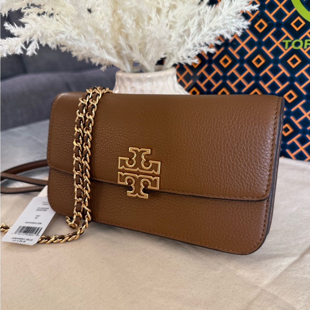 New, authentic britten chain wallet w wristlet brown  crossbody